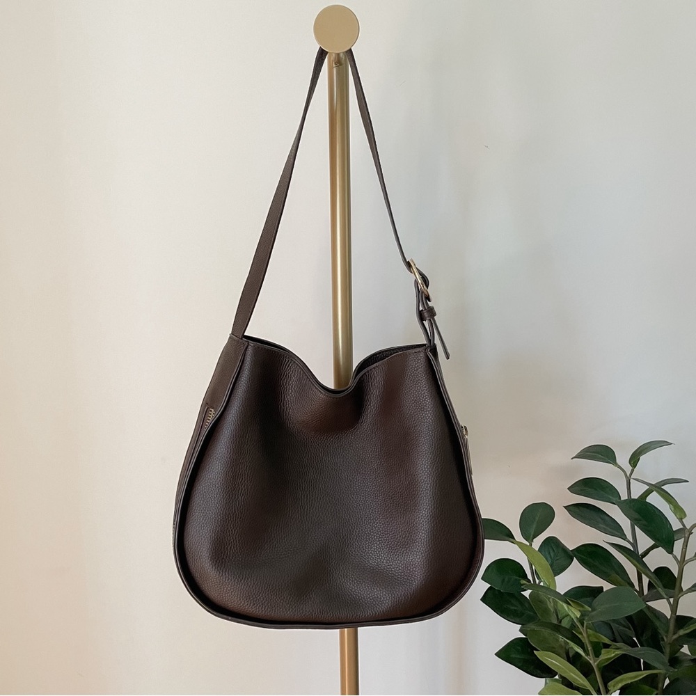 Tote Le Monde London Bucket Bag